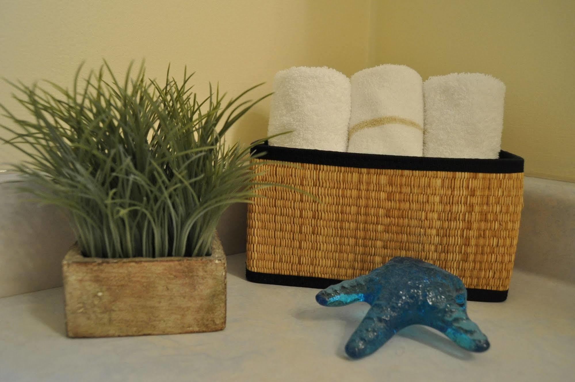Wild Pacific Guest Suites Ucluelet Luaran gambar